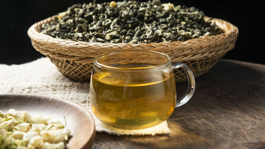 Unraveling the Mystique:Jasmine Tea vs Green Tea with Jade Peak Reserve